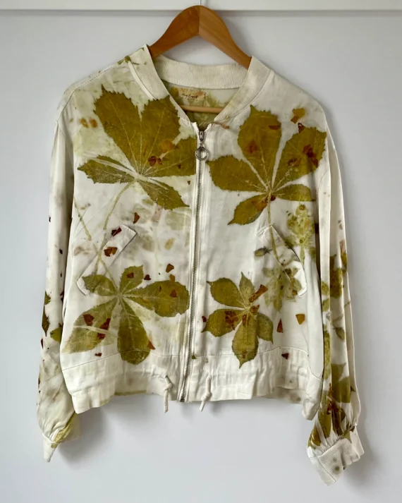 Chaqueta bomber blanca